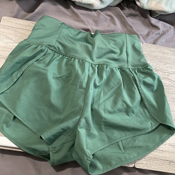 Short - Picture 3 of 5